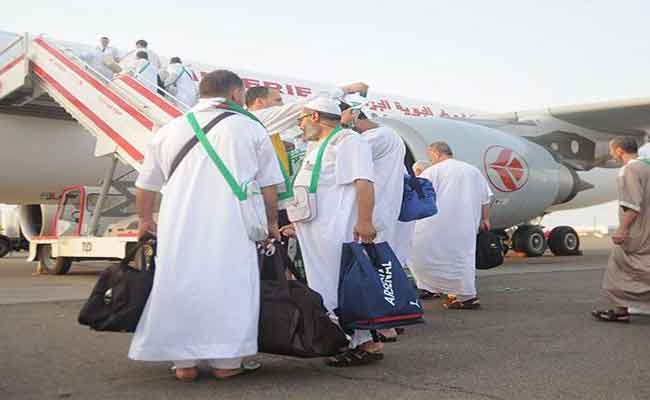 وزارة الشؤون الدينية تعلن عن تنصيب لجنة وزارية لمتابعة موسم الحج