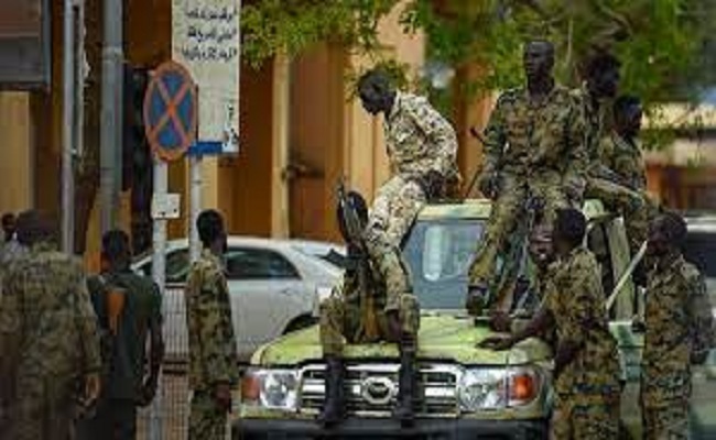 الجيش السوداني يقصف مواقع 