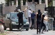 إصابات واعتقالات خلال مواجهات متفرقة في الضفة الغربية