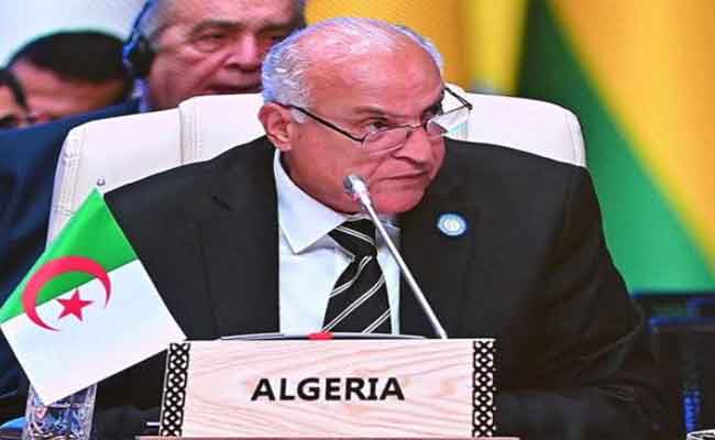 عطاف يدعو المجتمع الدولي إلى تحمل مسؤوليته تجاه الشعب الفلسطيني…