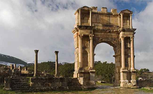 الجزائر تقررالغاء مهرجان جميلة الدولي تضامنا مع ضحايا حرائق الغابات