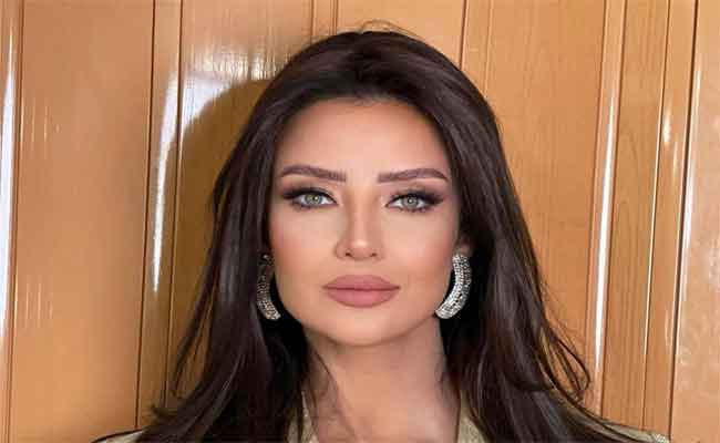 بعد تشبيبها الرجال ب”الخراف”…احالة رضوى الشربيني على التحقيق