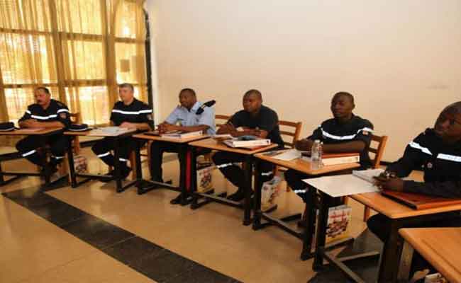 انطلاق دورة تكوينية في إدارة الكوارث للعرب والأفارقة بالجزائر