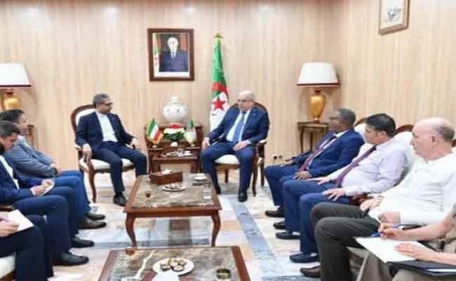 استقبال بوغالي لسفير إيران بالجزائر