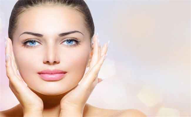 للعروس…اكتشفي “إبرة المشاهير” التي تمنحك النضارة الفورية وفق طبيب تجميل