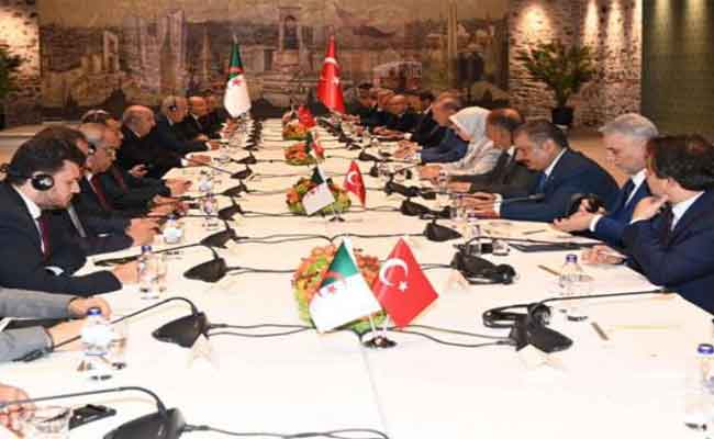 محادثات جزائرية وتركية حول عديد القضايا