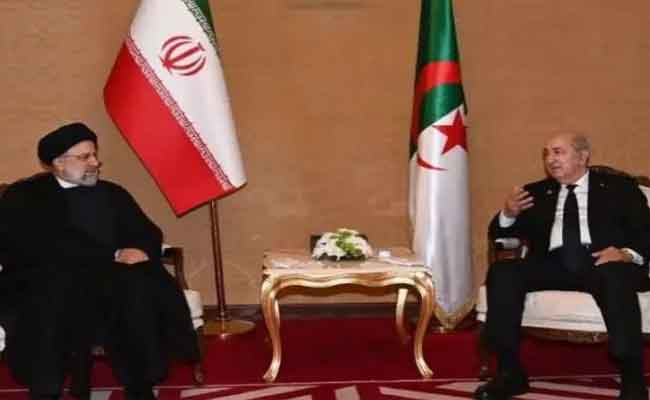 تبون يتلقى تهنئة العيد من نظيره الإيراني