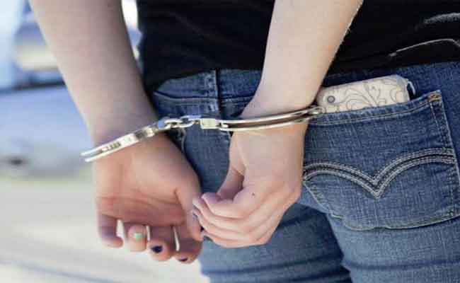 توقيف امرأة وعشيقها سرقت بيت والدها ببجاية