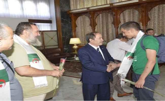 استقبال وزير التربية للمتوجين في الأولمبياد الدولية للرياضيات