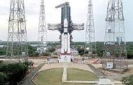 الهند تطلق مركبة الفضاء 