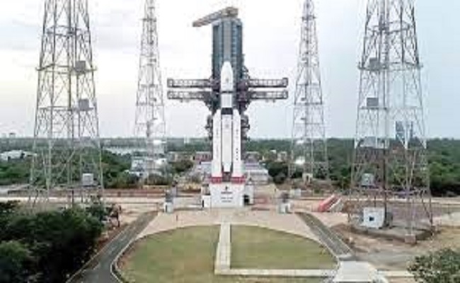 الهند تطلق مركبة الفضاء 