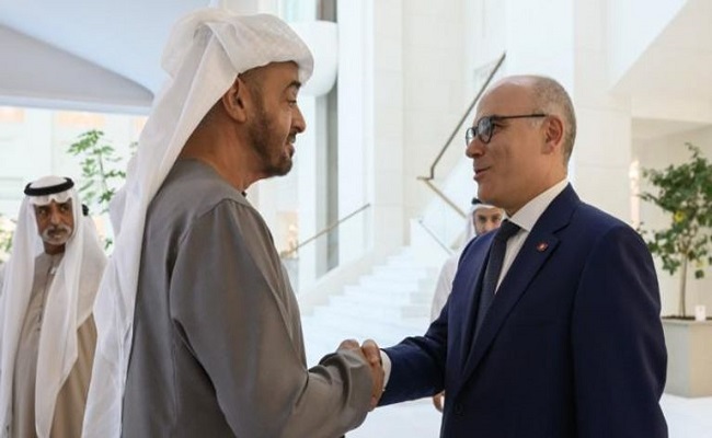 محمد بن زايد يبحث مع وزير خارجية تونس