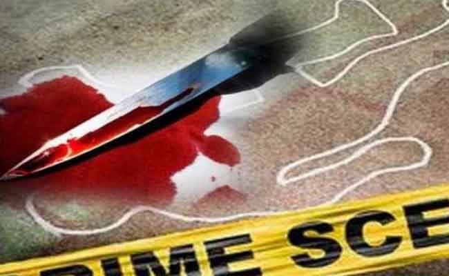 أربعيني يلفظ أنفاسه الأخيرة متأثرا بطعنة خنجر في الرقبة بباتنة