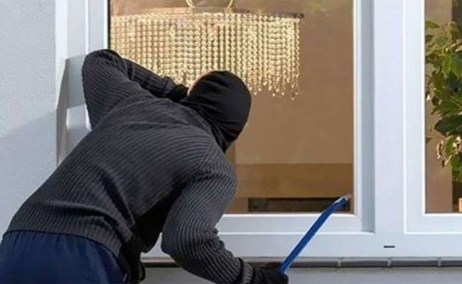 إلقاء القبض على شبكة تحترف سرقة المساكن والمؤسسات العمومية 