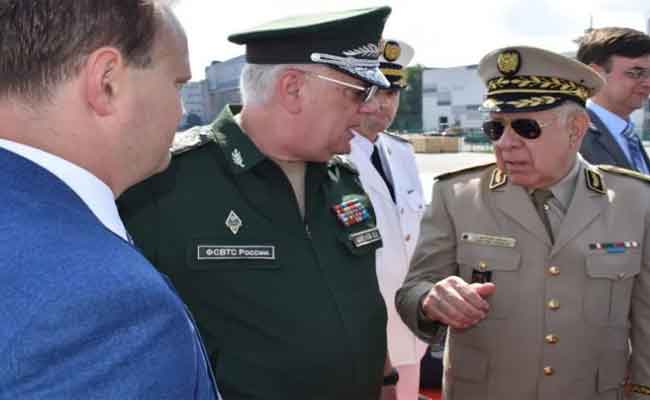 زيارة شنڨريحة للقاعدة الجوية جوكوفسكي ضواحي موسكو