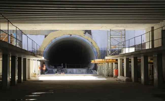 شرفة يؤكد الشروع في أشغال تهيئة محطات ميترو الجزائر قبل نهاية السنة