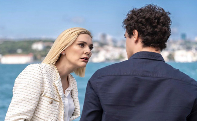 بيرجوزار كوريل تختار”العقدة” للعودة الى الدراما بعد غياب فترة…