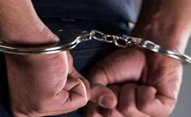 الإطاحة بسارق 20 مليون من داخل مركبة بغليزان