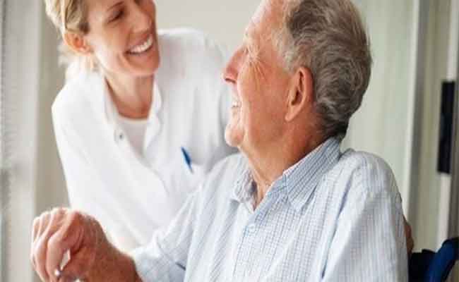 فقدان حاسة الشم…علامة إنذار مبكرة للإصابة بالزهايمر