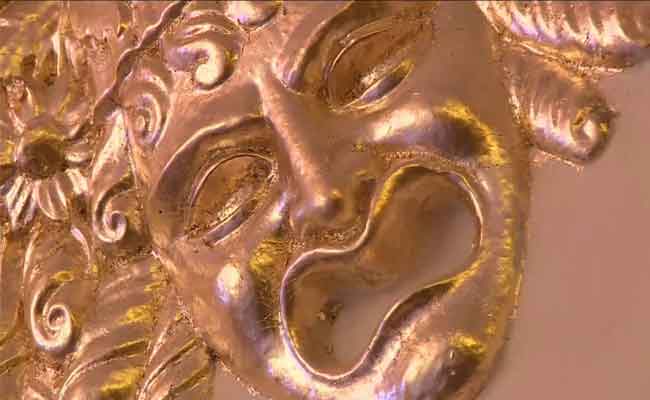 مسرحية “العازب” تمثل الجزائر في مهرجان المسرح المتوسطي بتونس أكتوبرالقادم…