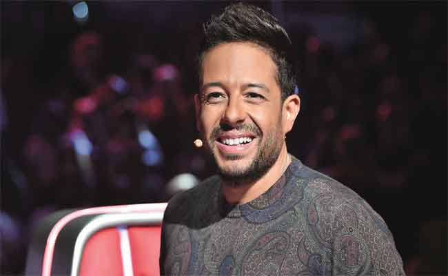 محمد حماقي يتألق في اللون الرومانسي ب” مش كفاية فراق” ثالث اصدراته لصيف 2023…