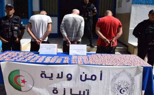 تفكيك شبكة إجرامية تحترف ترويج المؤثرات العقلية بتيبازة