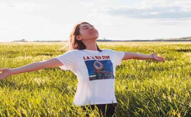 طرق بسيطة لتنظيف الرئتين.. تحتاجينها بقوة خصوصاً مع التلوث