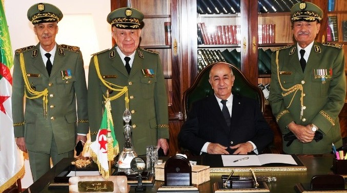 في الجزائر الجنرالات يصنعون فقط المخدرات والأقراص المهلوسة وأطفال هجينة