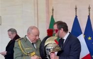 الرئيس الفرنسي السابق يجلد الجنرالات