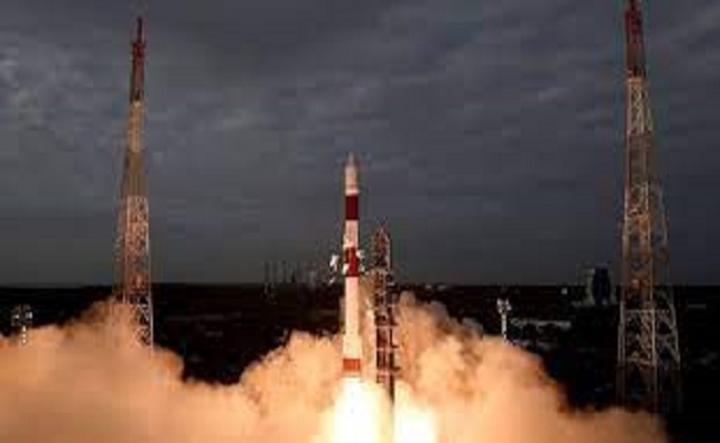 تعاون وثيق بين الهند ودول الشرق الأوسط في مجال الفضاء...