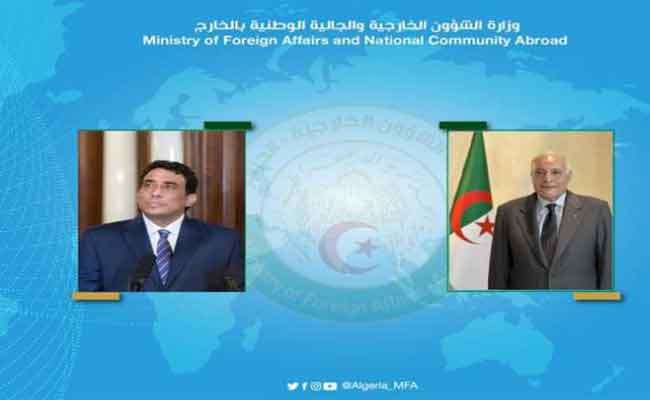 عطاف يؤكد هاتفيا لرئيس المجلس الرئاسي الليبي استعداد الجزائر التام لمدّ الأشقاء في ليبيا بكافة أشكال الدّعم