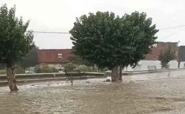 الفيضانات تخلف 4 قتلى بتلمسان وخمسة مفقودين بالبيض