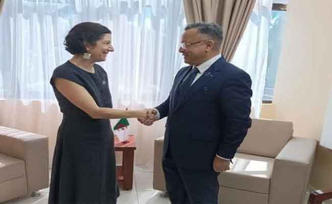 بداري يتباحث مع نظيرته الشيلية سبل تعزيز التعاون الثنائي 