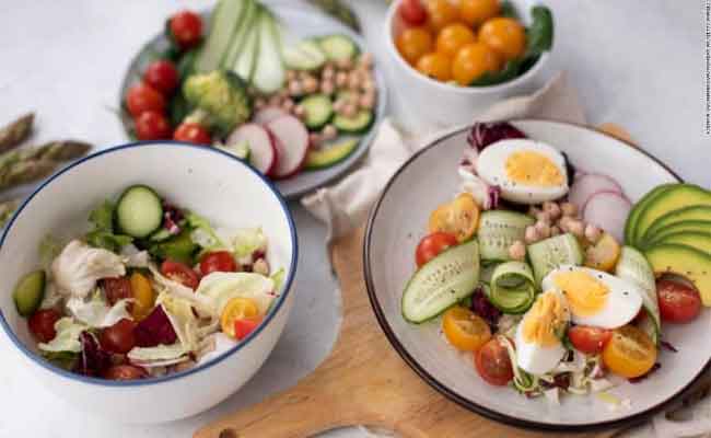 11 نوعاً من الطعام تمنح طفلك الطاقة وتحارب شعوره بالخمول…