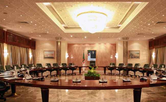 أهم ما تداولته الحكومة في اجتماعها