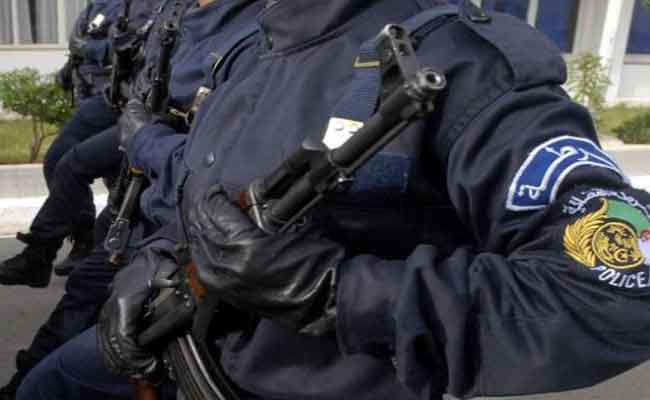 وضع حد لشبكة إجرامية تحترف سرقة السيارات و المتاجرة بالكوكايين و المهلوسات