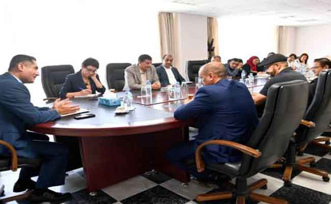 اجتماع وزير الاتصال الجديد بمدراء وممثلي القنوات التلفزيونية الخاصة