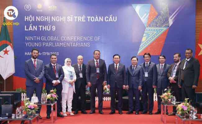 استقبال رئيس الجمعية الوطنية الفيتنامية وفدا برلمانيا جزائريا