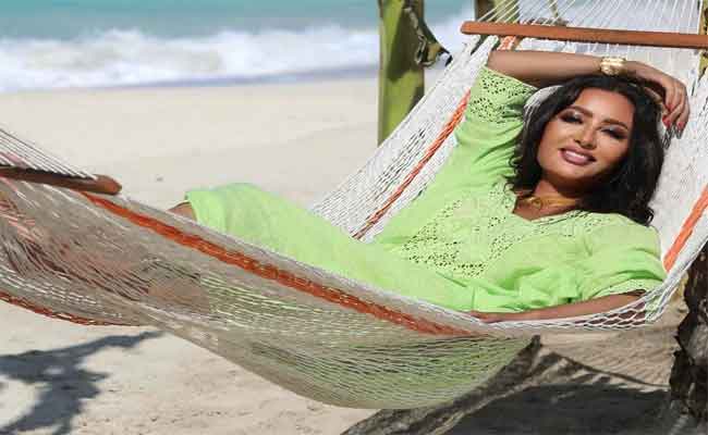 لطيفة التونسية تودع الموسم ب”سحابة صيف”…