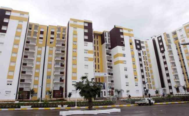 مباشرة عمليات توزيع سكنات “عدل2 “