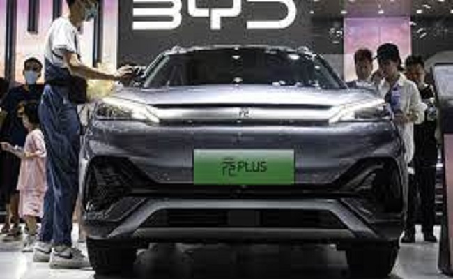 السيارات الكهربائية الأوروبية أمام تحدي المنافسة الصينية المتزايدة...