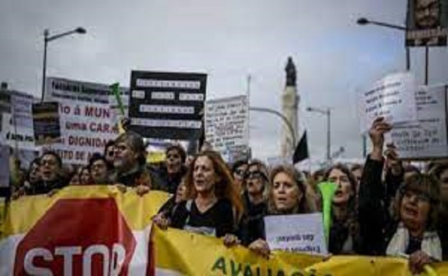 نقص كبير في المعلمين وإضرابات تعرقل دوام المدارس في البرتغال