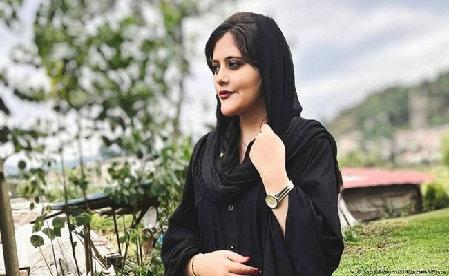 تشديد الإجراءات الأمنية بمدن إيرانية قبيل ذكرى وفاة مهسا أميني‎