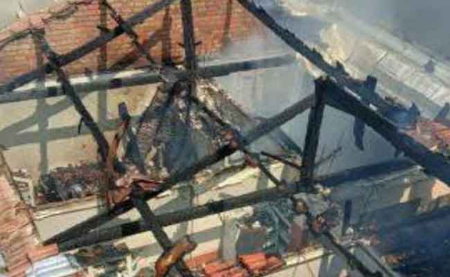 احتراق 35 محلا تجاريا في عزابة بسكيكدة