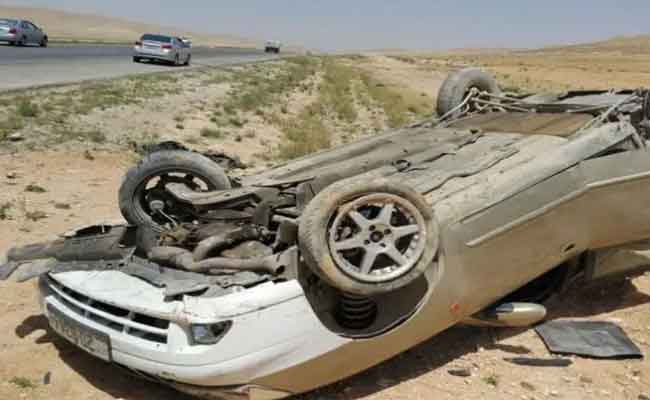 انقلاب سيارة يخلف مصرع شخص وجريحان بسيدي بلعباس 