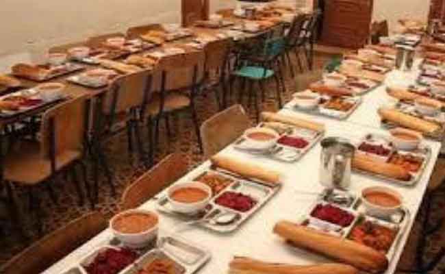 سخط عارم بعد بقاء عشرات الطالبات بدون عشاء بالبويرة