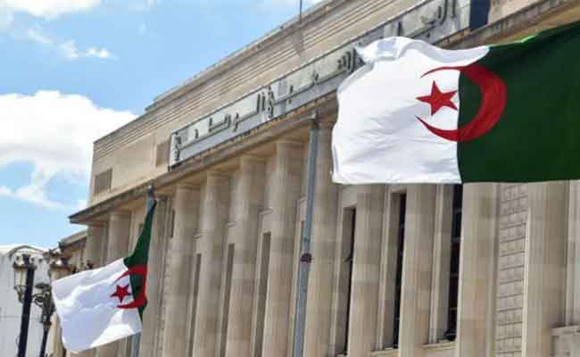 العلاقات الجزائريةـالتونسية : تنصيب المجموعة البرلمانية للصداقة 