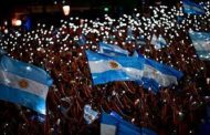 الملف الاقتصادي يهيمن على أول مناظرة بين مرشحي الرئاسة في الأرجنتين