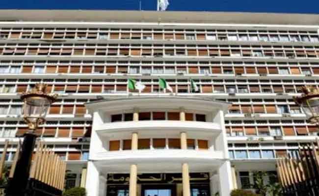 الحكومة تقرر ترسيم أزيد من 125 ألف عامل في إطار المساعدة على الإدماج الاجتماعي