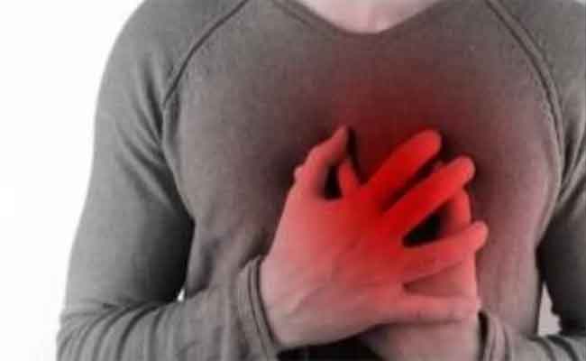 تعانين من حرقة المعدة؟ إليك بعض العادات المفيدة لتجنّب المشكلة…